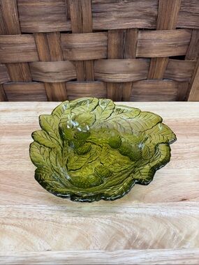 Indiana Glass Olive Green Leaf & Berry Glass Bowl